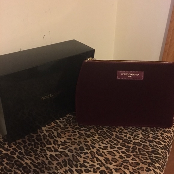Dolce and Gabbana Cosmetic Bag - Picture 2 of 3